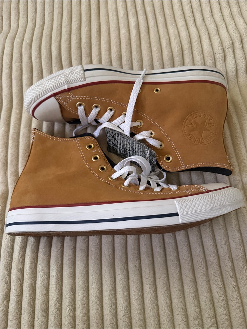NWT Suede CHUCK TAYLOR MENS 8 WOMENS 10 shoes RETRO VINTAGE NEW HIGH TOP